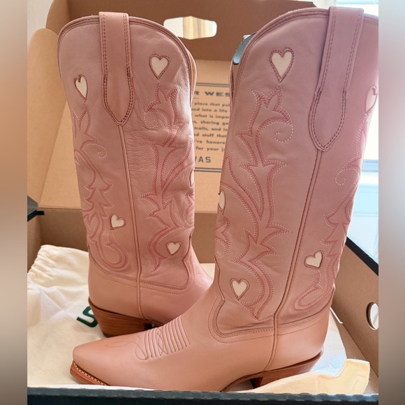 Tecovas Shoes - Tecovas Pink Heart Embellished Heeled Boots the Annie hearts  
Rose gold goat